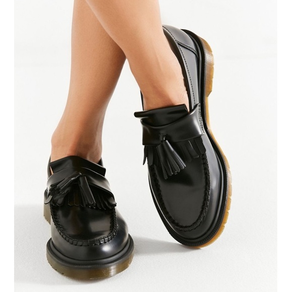dr martens adrian tassel loafers in burgundy